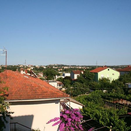 Apartment Vuk Pula Exterior foto