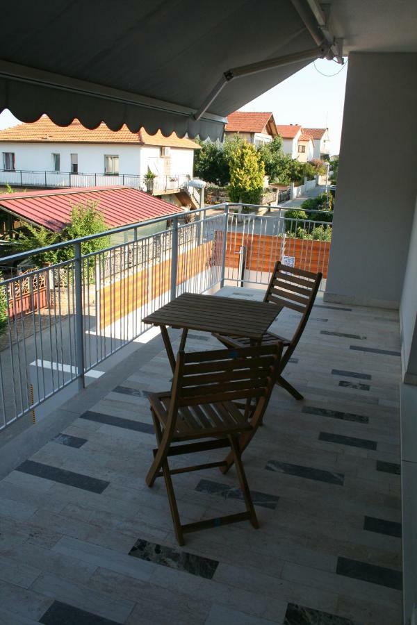 Apartment Vuk Pula Exterior foto