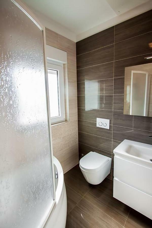 Apartment Vuk Pula Exterior foto